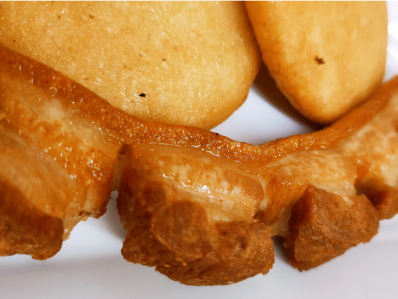 ChicharrÃ³n con Arepa o tostÃ³n