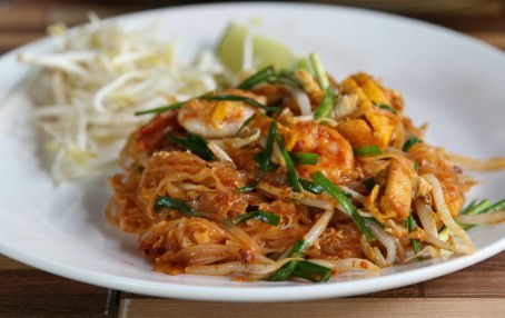 Cedar Thai Food Express NOODLES LOVERS