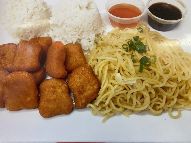 CHICKEN-NUGGET & NOODLE