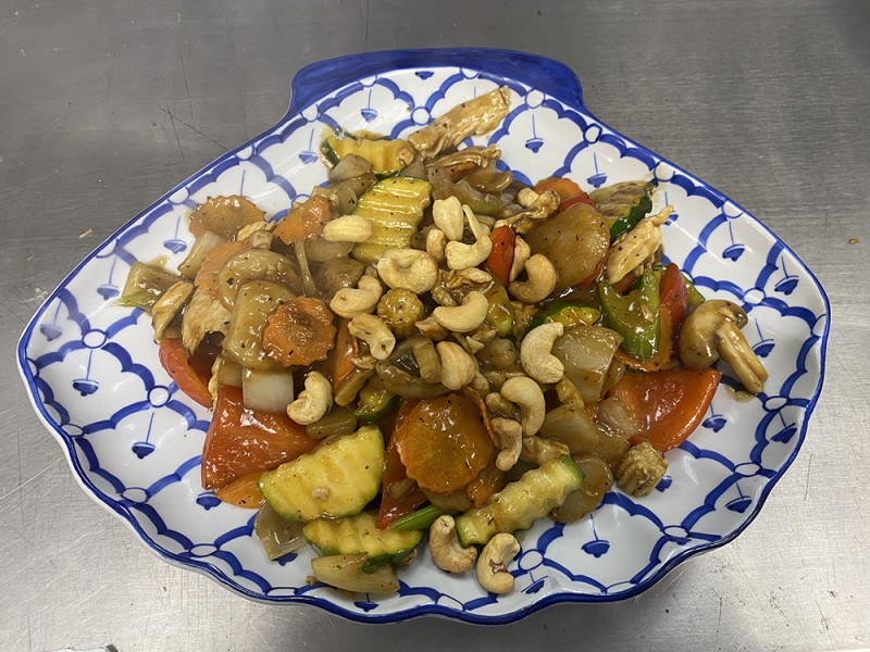 21. EMPERORS CASHEW