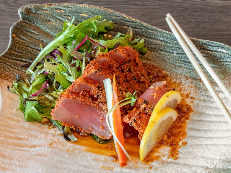 R&B Tuna Takaki (7Pc Sashimi)
