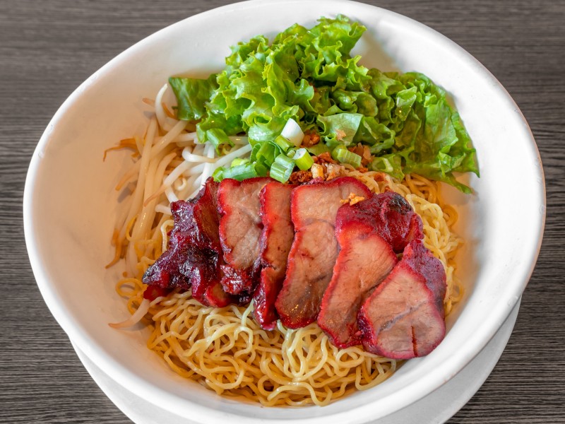 Ba-Mee Moo Dang