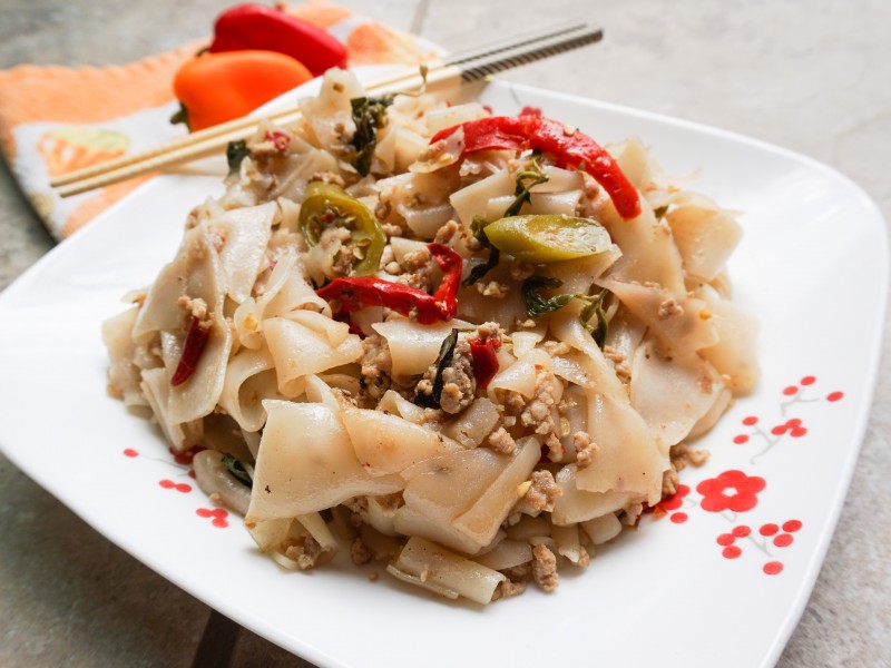 (L) Pad Kee Mao