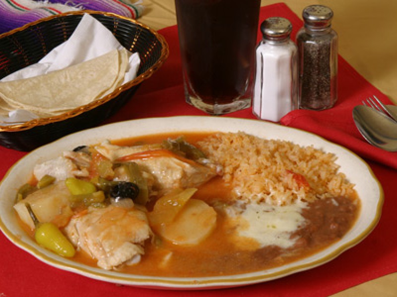 Chicken with Spanish Sauce