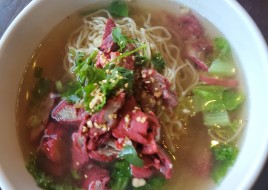 BBQ PORK WITH EGG NOODLE