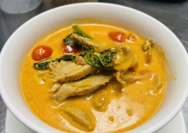 Gang Ped Yang [Duck Curry]
