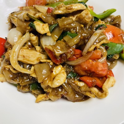 Drunken Noodle [Pad Kee Mao]