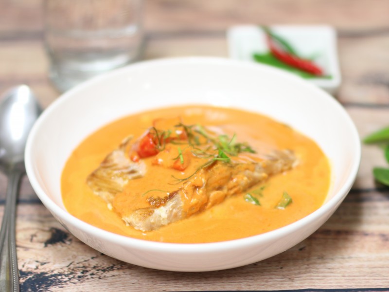 Salmon Pa-Nang