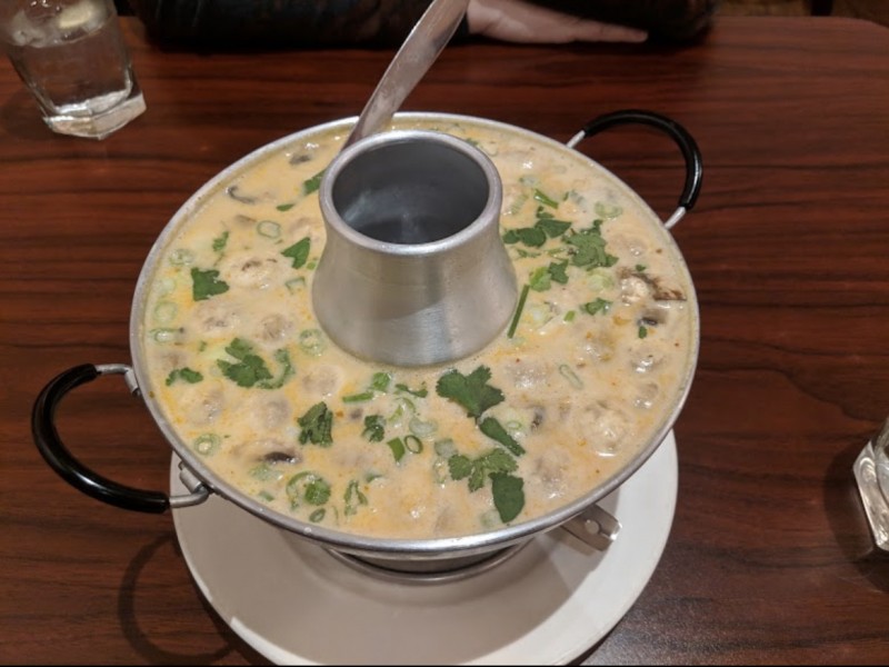 Tom Kha (L) (Hot Pot)