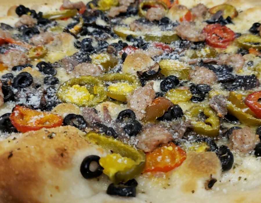 Sammy's Pizzeria near North End LaSalle