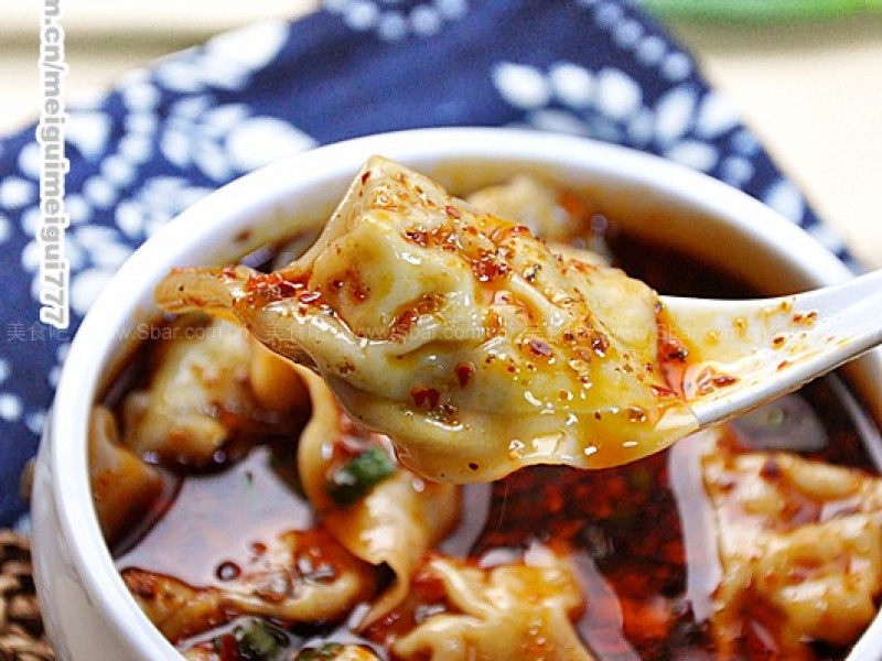 Wonton in Hot Chili Sauce