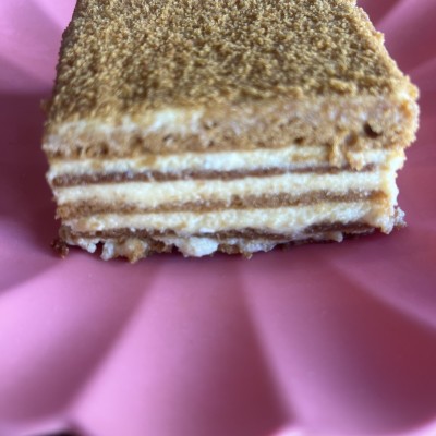 Honey cake by piece