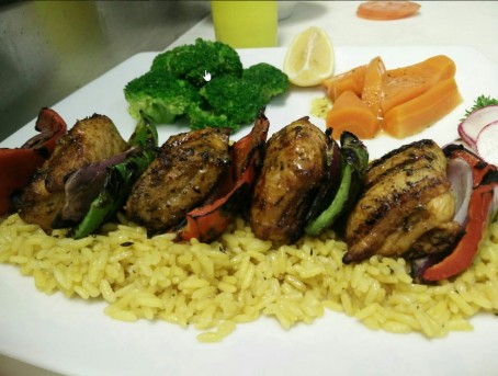 Greek Taverna Table 2201 LUNCH SPECIALS $15.95