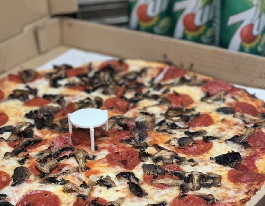 Pinball Pizza near Sherman Oaks
