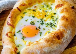 Ajarski Calzone