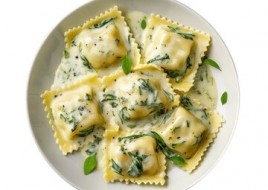 Spinach Ravioli with Alfredo Sauce