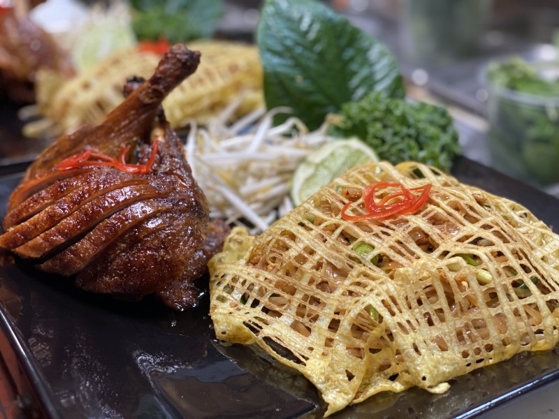 Crispy Duck Pad Thai