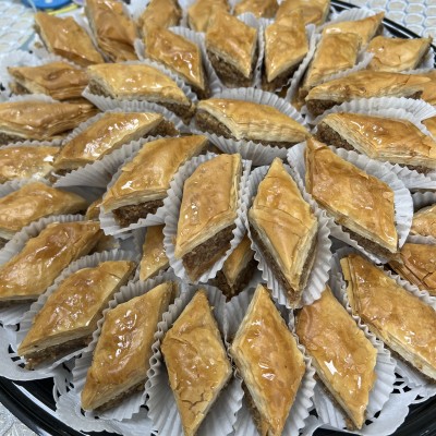 Baklava Tray (50 Pieces)