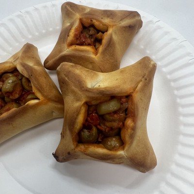 12 Mini Muhamara paste, olives and walnuts burek 