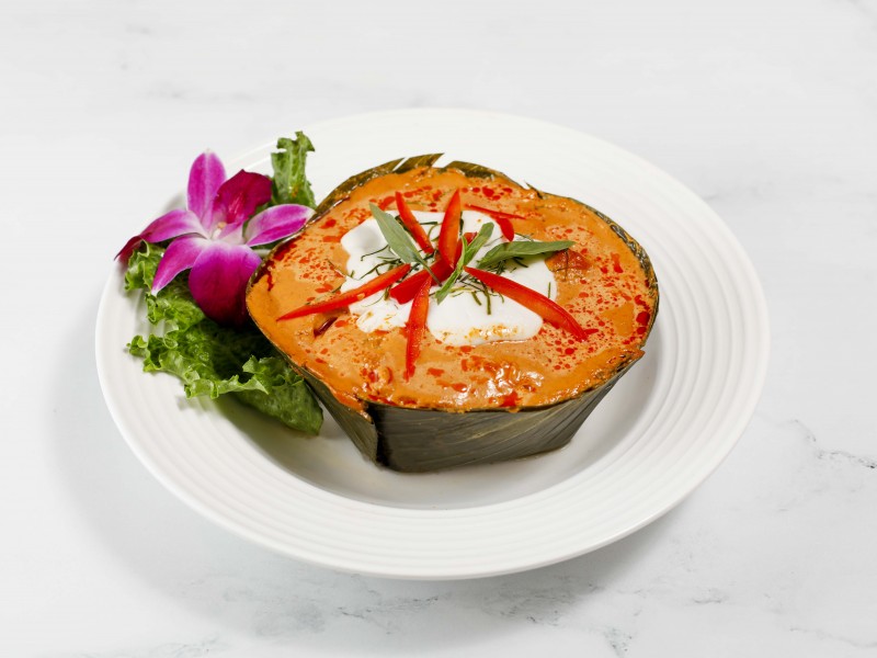 Hor Mok (weekends only Fri-Sun)